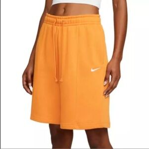 Nike Sportswear Women's Essential Fleece High Rise Orange Shorts Sz Small